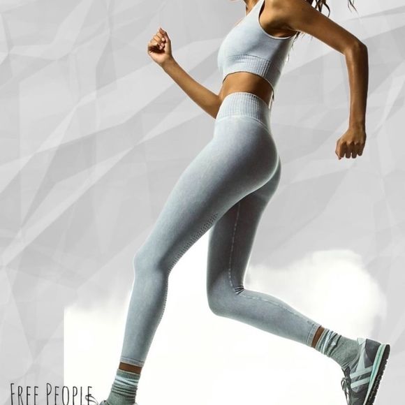 Free People Movement Good Karma 3 piece grey set - Picture 3 of 11